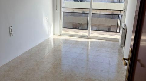 Foto 3 de Piso de alquiler en Via Europa - Parc Central, Mataró