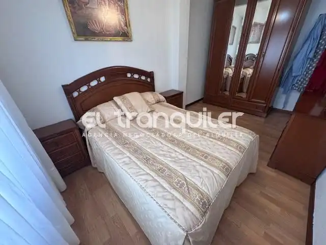 Schlafzimmer von Wohnung zur Miete in Madrid mit Klimaanlage, Terrasse und Möbliert