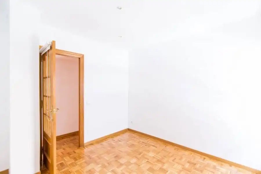 Habitación de Piso en venta en Barcelona con Calefacción y Parquet