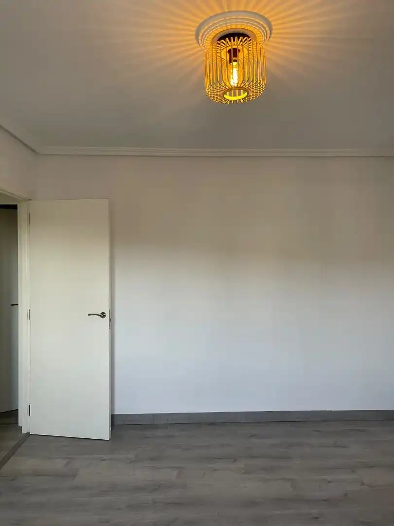 Flat to rent in Rodrigo Alemán, imagen 8