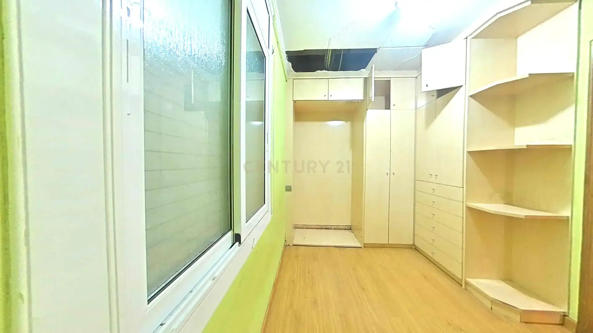Piso en venta en Carrer de la Llanera, Sabadell, Spain, Ca n'Oriac