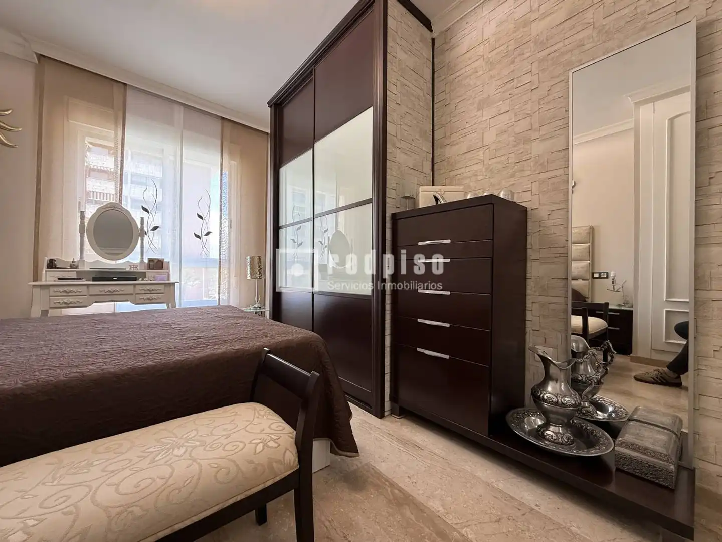 Habitación de Piso en venta en Málaga con Aire acondicionado, Calefacción y Jardín privado