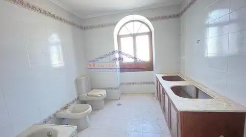 Bany de Casa adosada en venda en Castellar amb Balcó