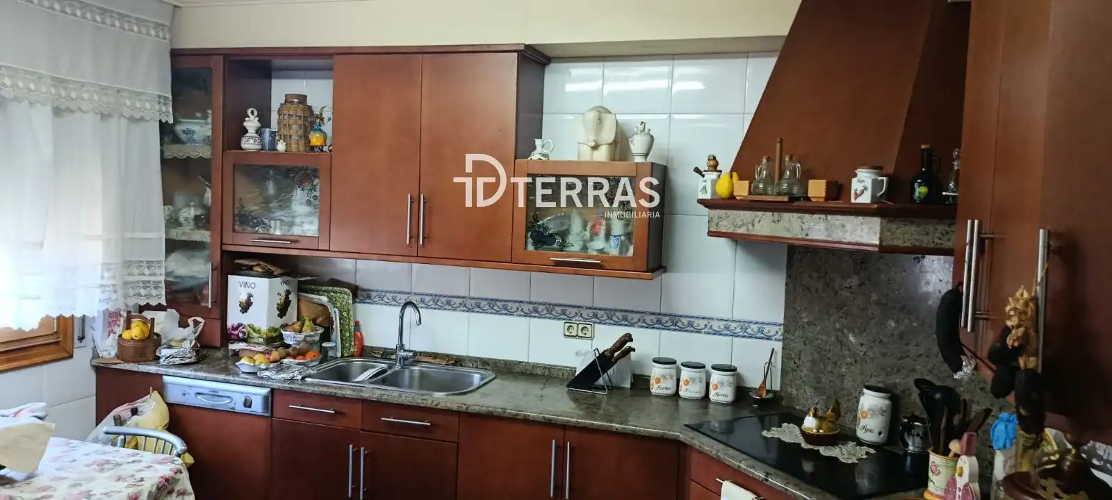 Cocina de Casa o chalet en venta en Vilaboa con Calefacción, Jardín privado y Terraza