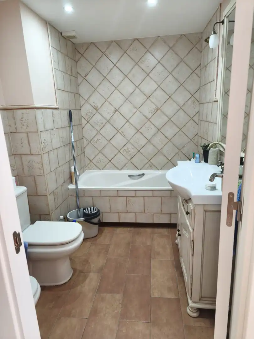 Bathroom of Flat for sale in Centro