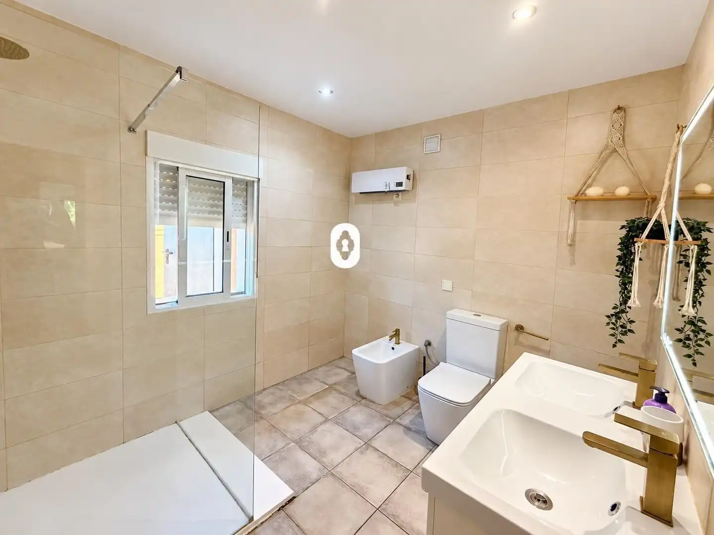 Baño de Finca rústica en venta en Zona Periurbana