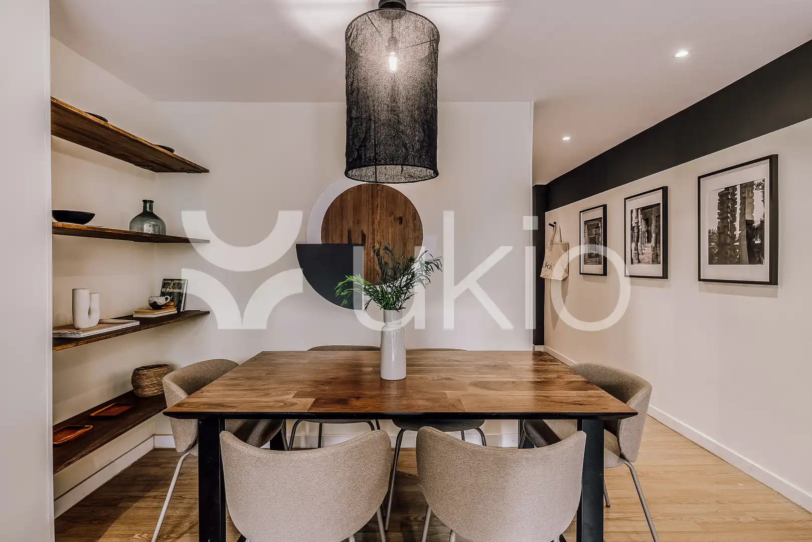 Comedor de Apartamento de alquiler en Madrid con Aire acondicionado, Calefacción y Amueblado
