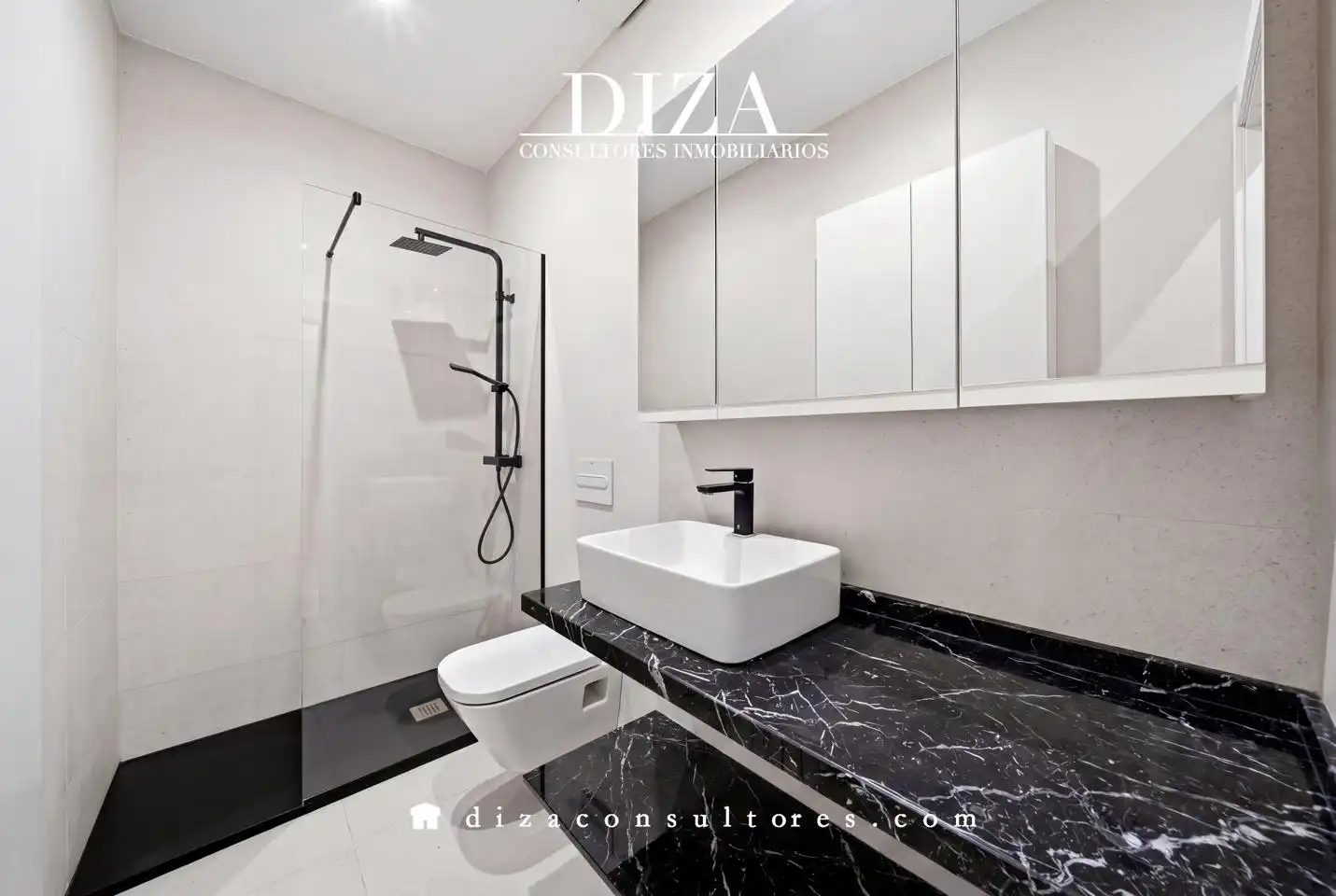 Baño de Piso en venta en Madrid con Aire acondicionado, Calefacción y Terraza