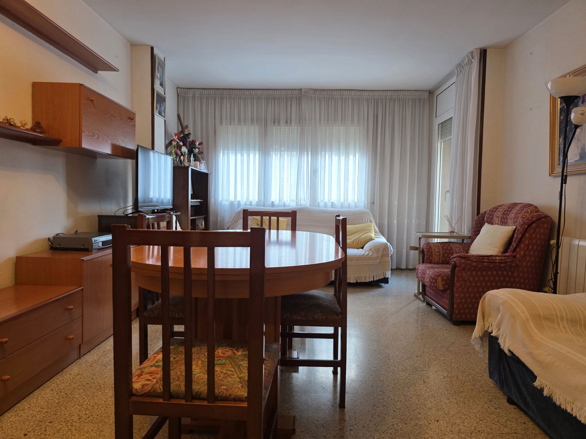 Living room of Flat for sale in Terrassa  with Heating, Furnished and Balcony