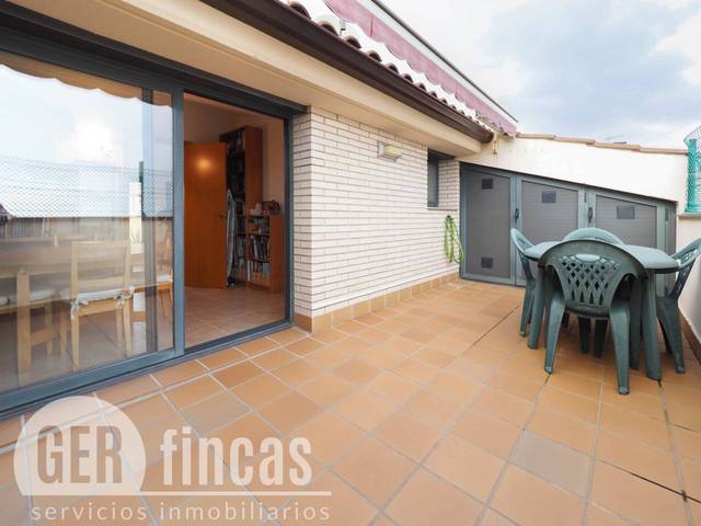 Dúplex en Venta en Calle Almería en Egara