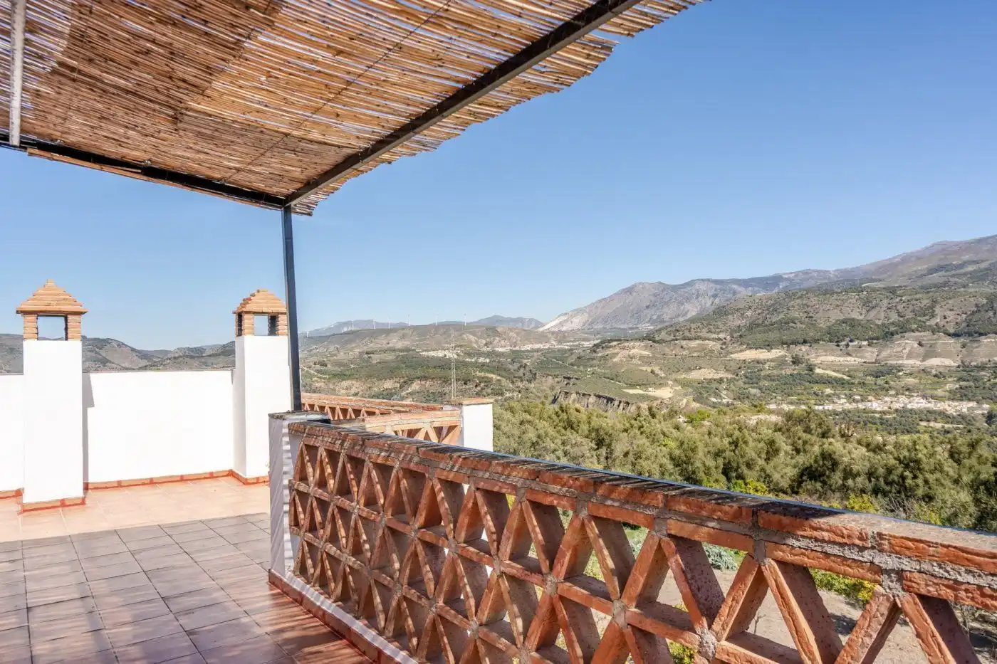 Terrassa de Casa o xalet en venda en El Pinar amb Aire condicionat, Jardí privat i Terrassa