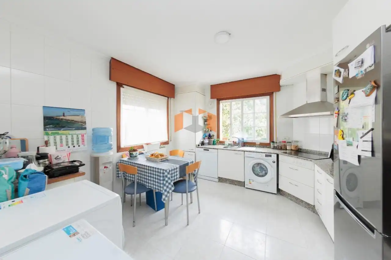 Kitchen of Houses for sale in Vigo   with Heating, Private garden and Parquet flooring
