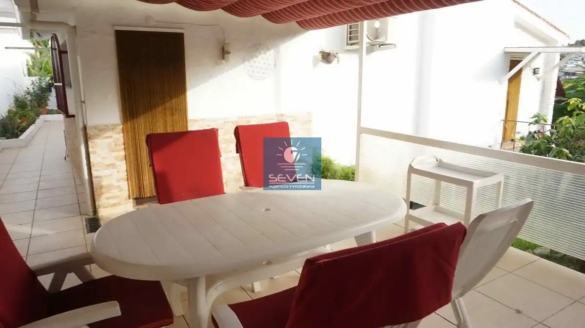 Villa con piscina in vendita a Los Almendros, imagen 12