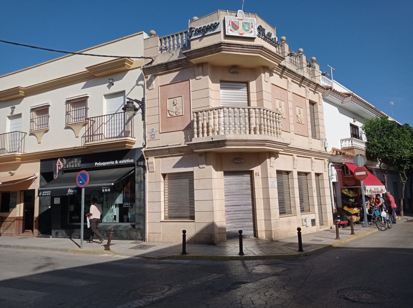 Vista exterior de Local en venta en Chipiona con Aire acondicionado