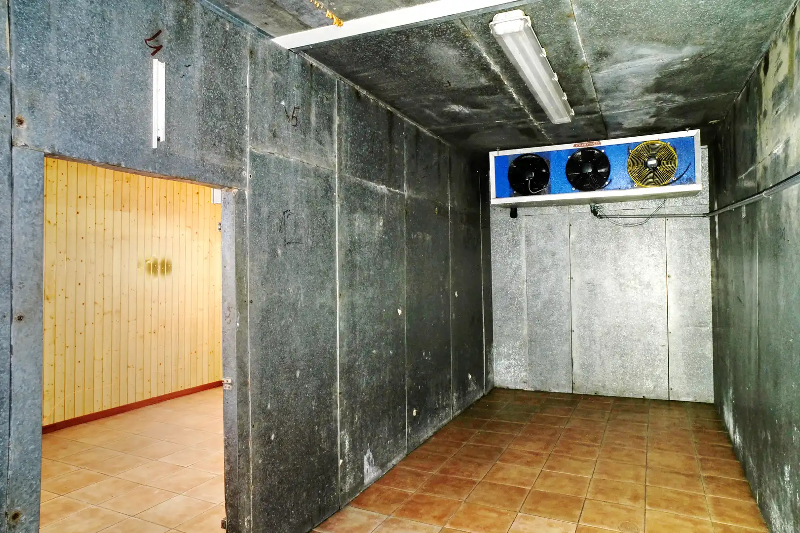 Locale commerciale in vendita a Rúa Teixeira de Pascoaes 3, imagen 10