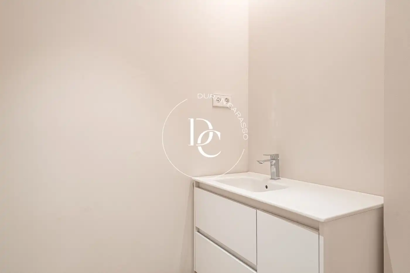 Bathroom of Houses for sale in Sitges  with Air Conditioner, Private garden and Terrace