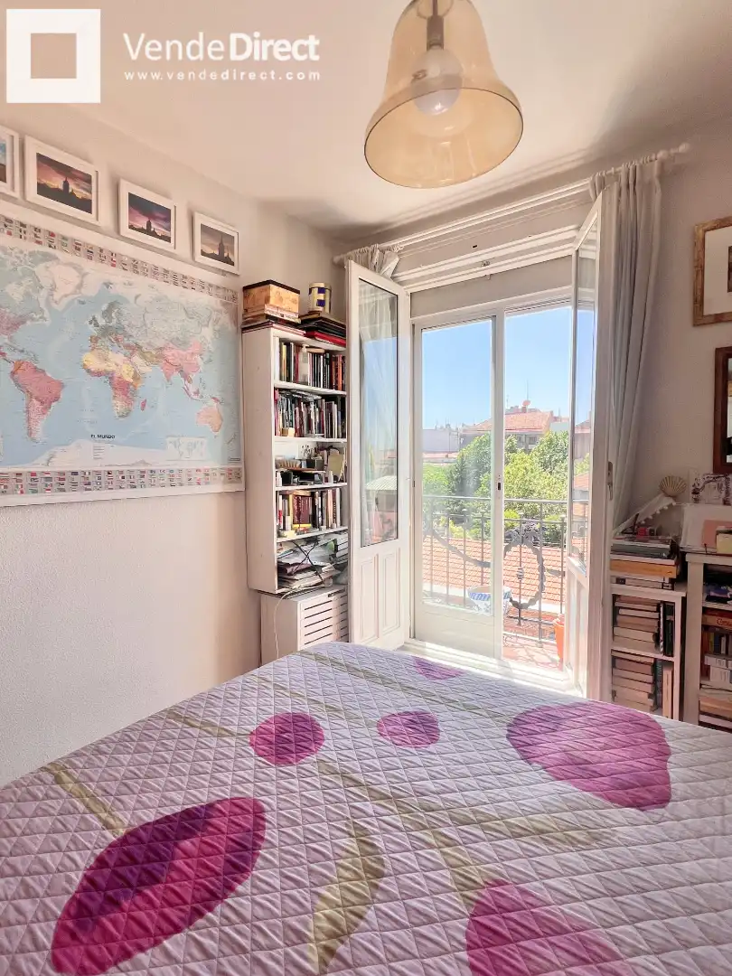 Habitación de Piso en venta en Madrid con Trastero, Amueblado y Balcón