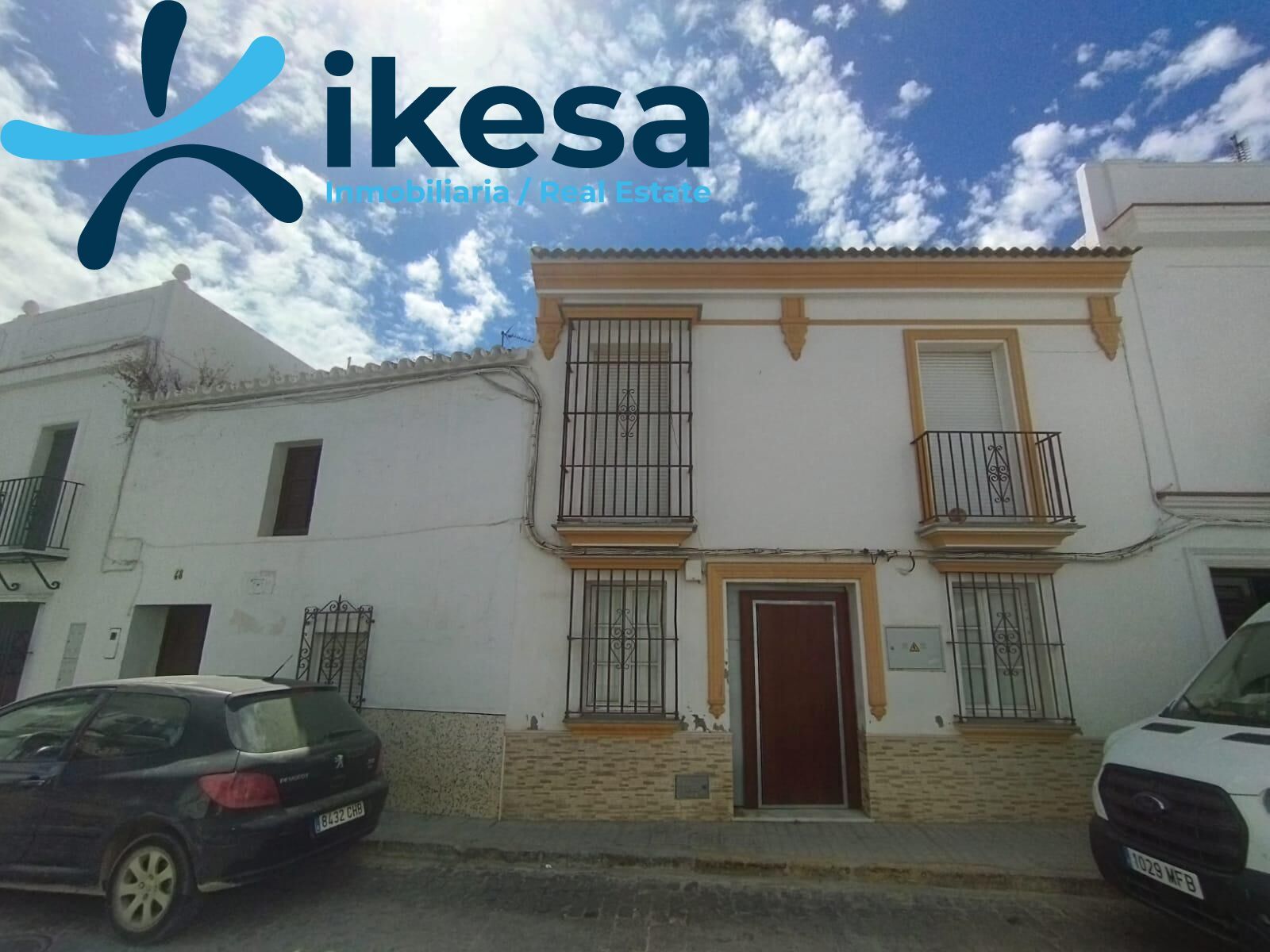 Exterior view of House or chalet for sale in Moguer