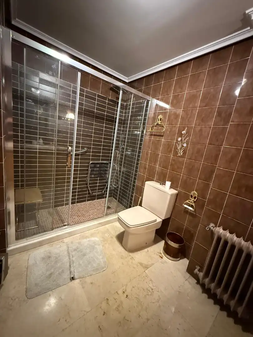 Baño de Piso en venta en Alcoy / Alcoi con Calefacción, Trastero y Amueblado