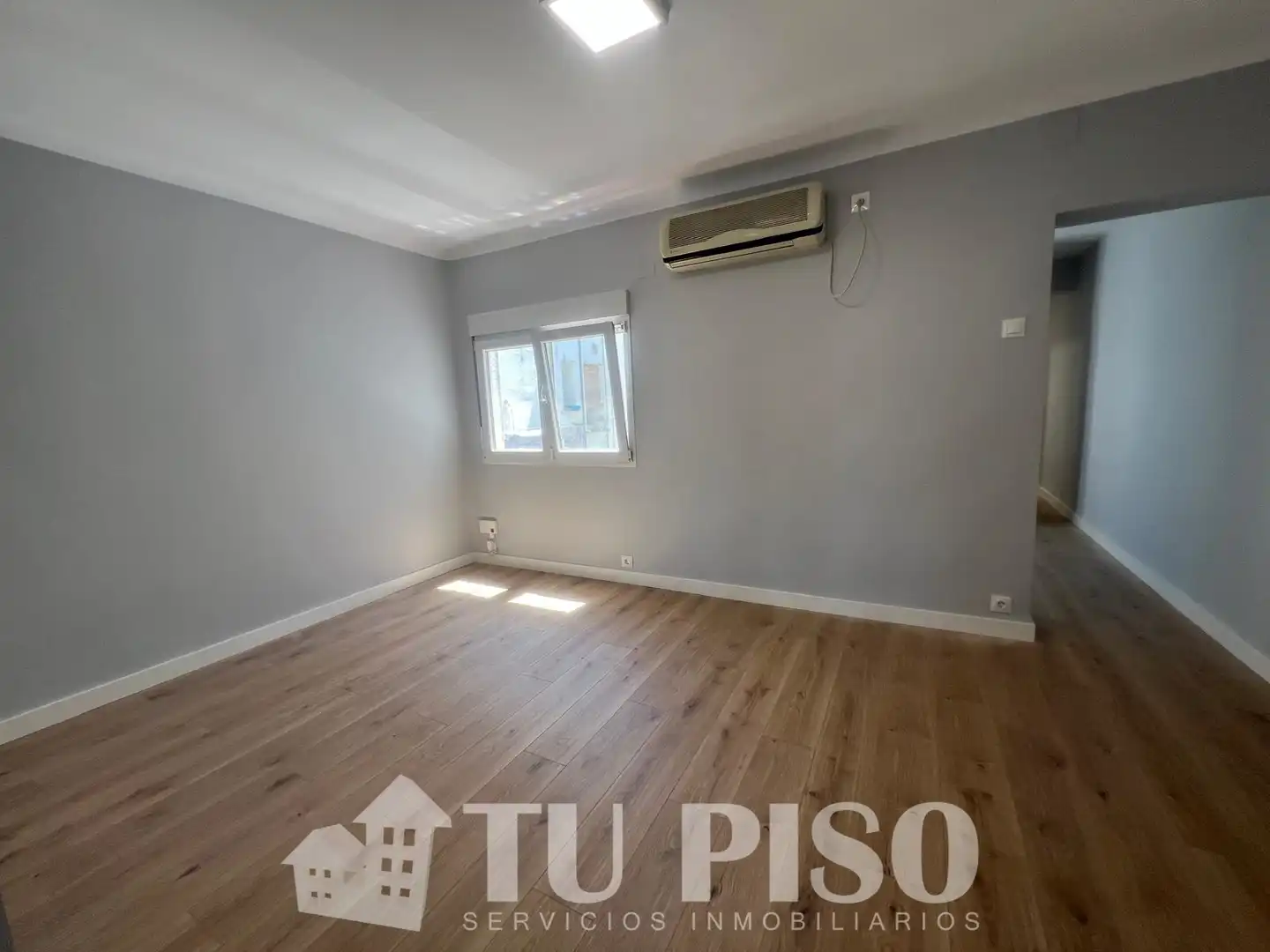 Habitación de Piso en venta en Madrid con Aire acondicionado