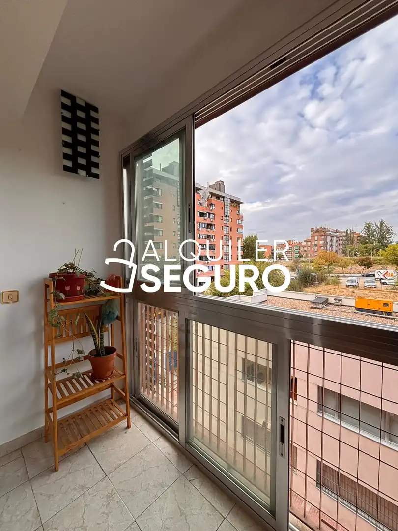 Terrasse von Wohnung zur Miete in Puente de Vallecas
