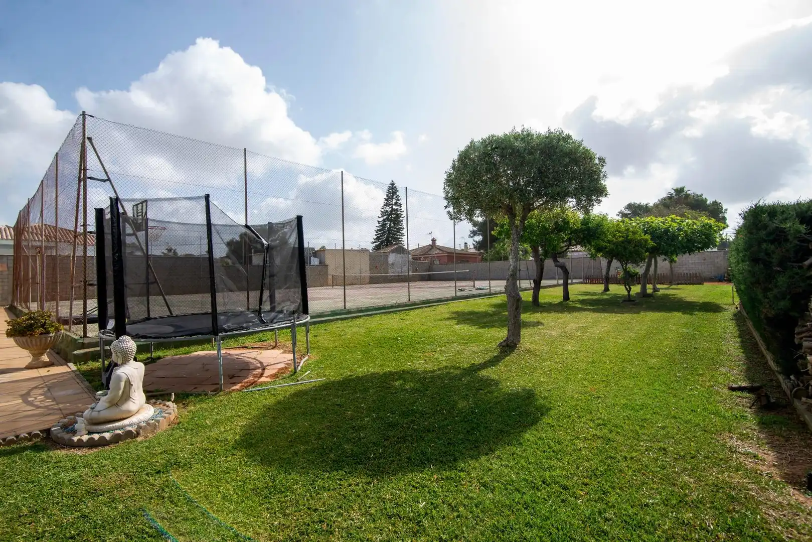 Garden of Houses for sale in Chiclana de la Frontera  with Air Conditioner, Private garden and Storage room