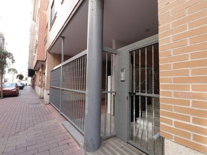 Vista exterior de Pis en venda en Valladolid Capital amb Calefacció, Traster i Forn