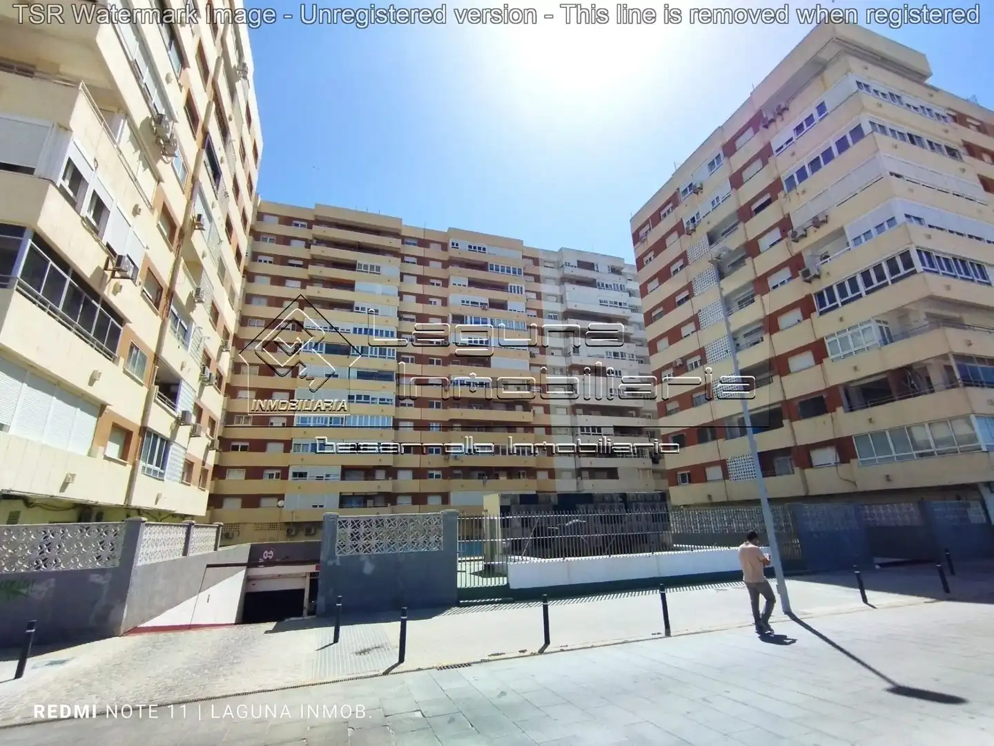 Vista exterior de Pis en venda en Cádiz amb Terrassa