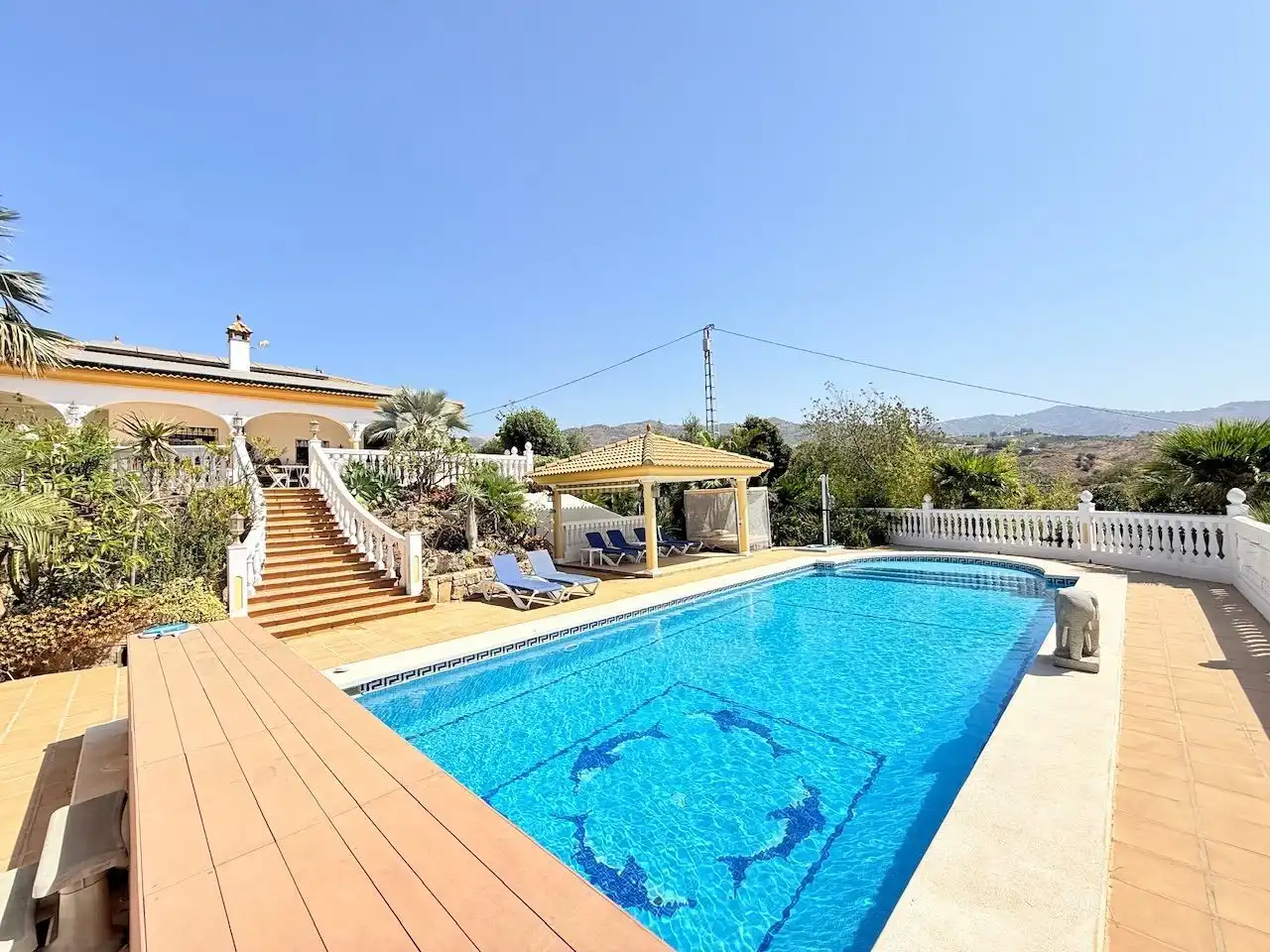 Piscina de Casa o chalet en venta en Vélez-Málaga con Aire acondicionado, Calefacción y Jardín privado