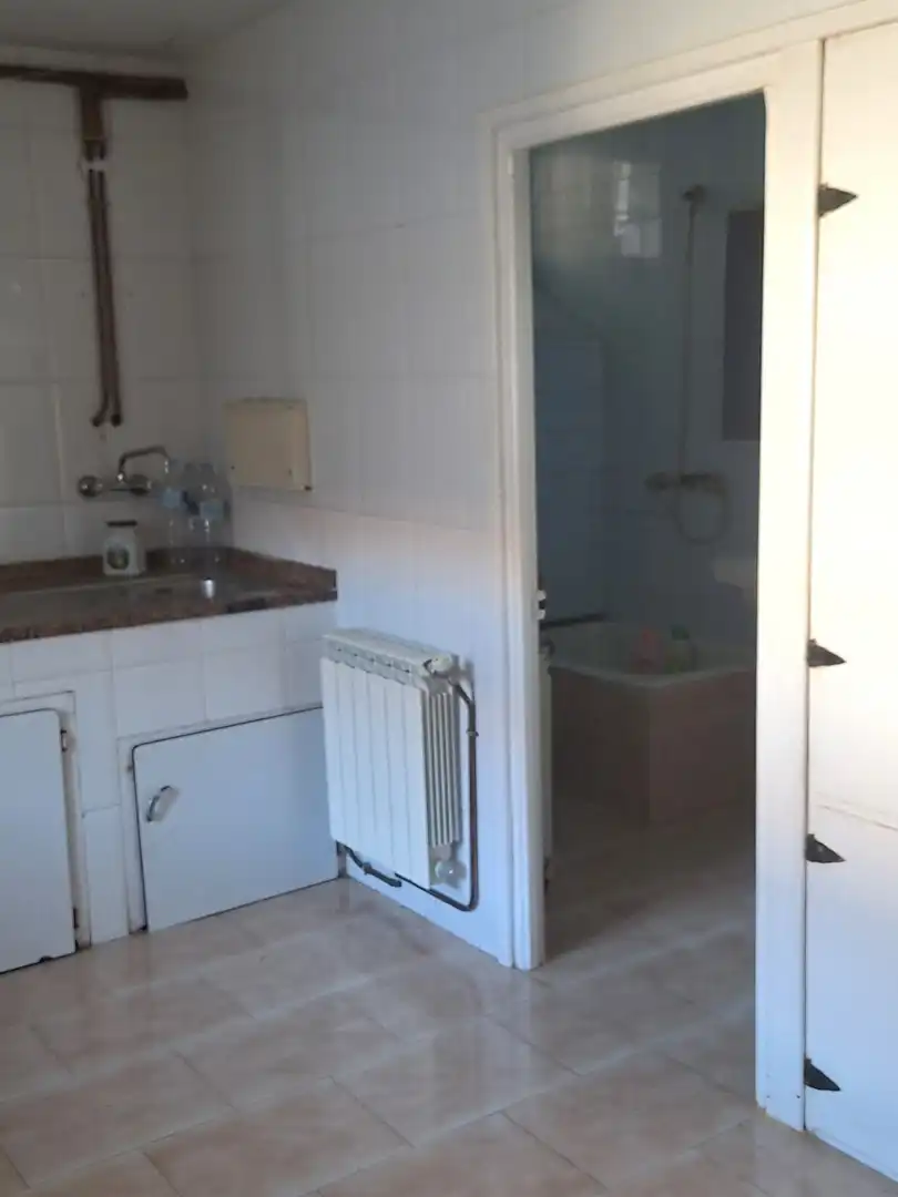 Bathroom of Houses for sale in Valdeolea  with Heating and Balcony