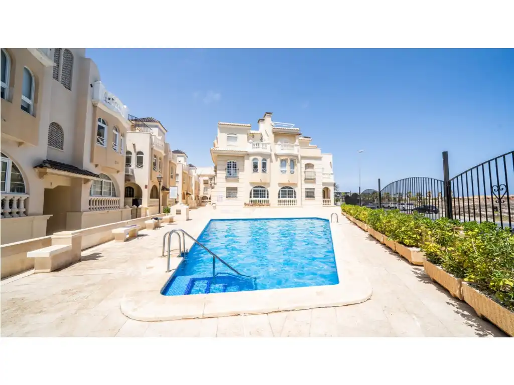 Apartment with pool for sale in Avenida Alfredo Nobel 18, imagen 11