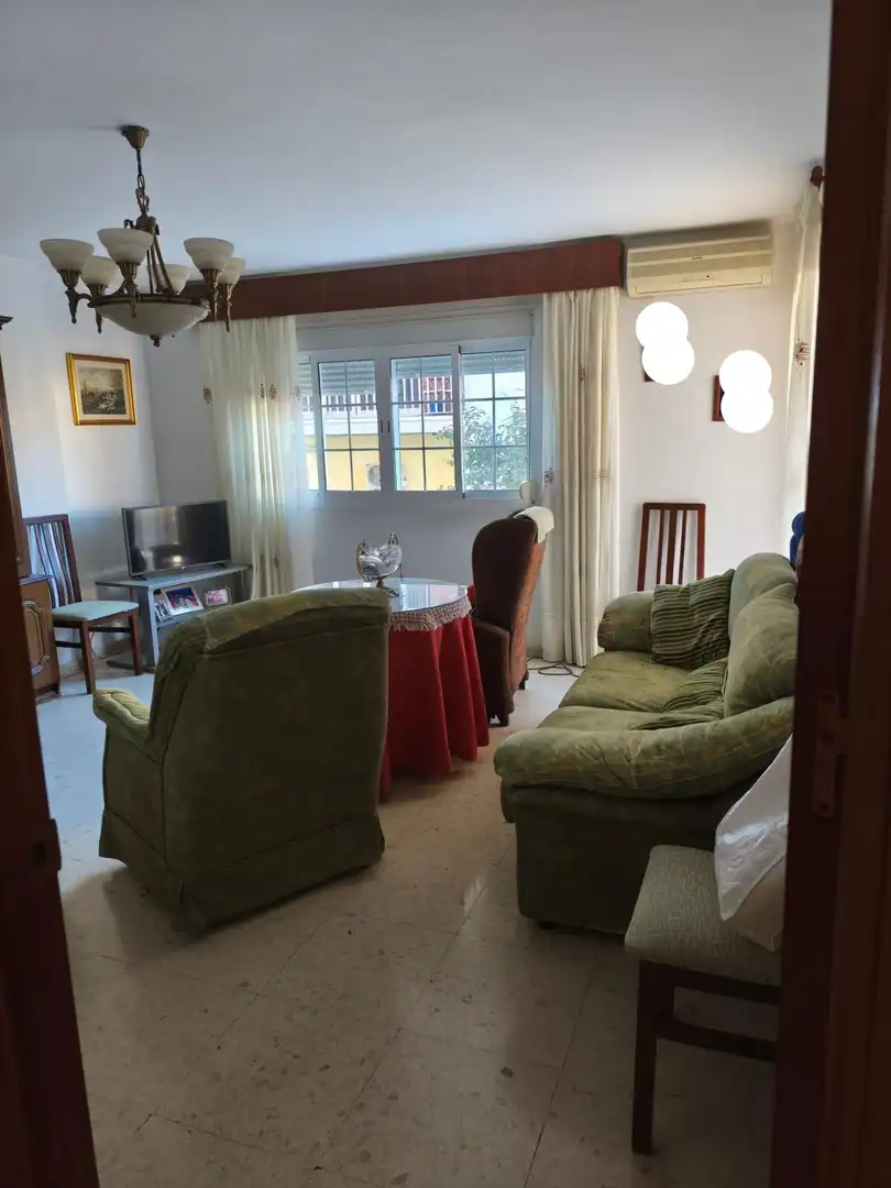 Flat with terrace for sale in Calle Martínez Falero, imagen 3