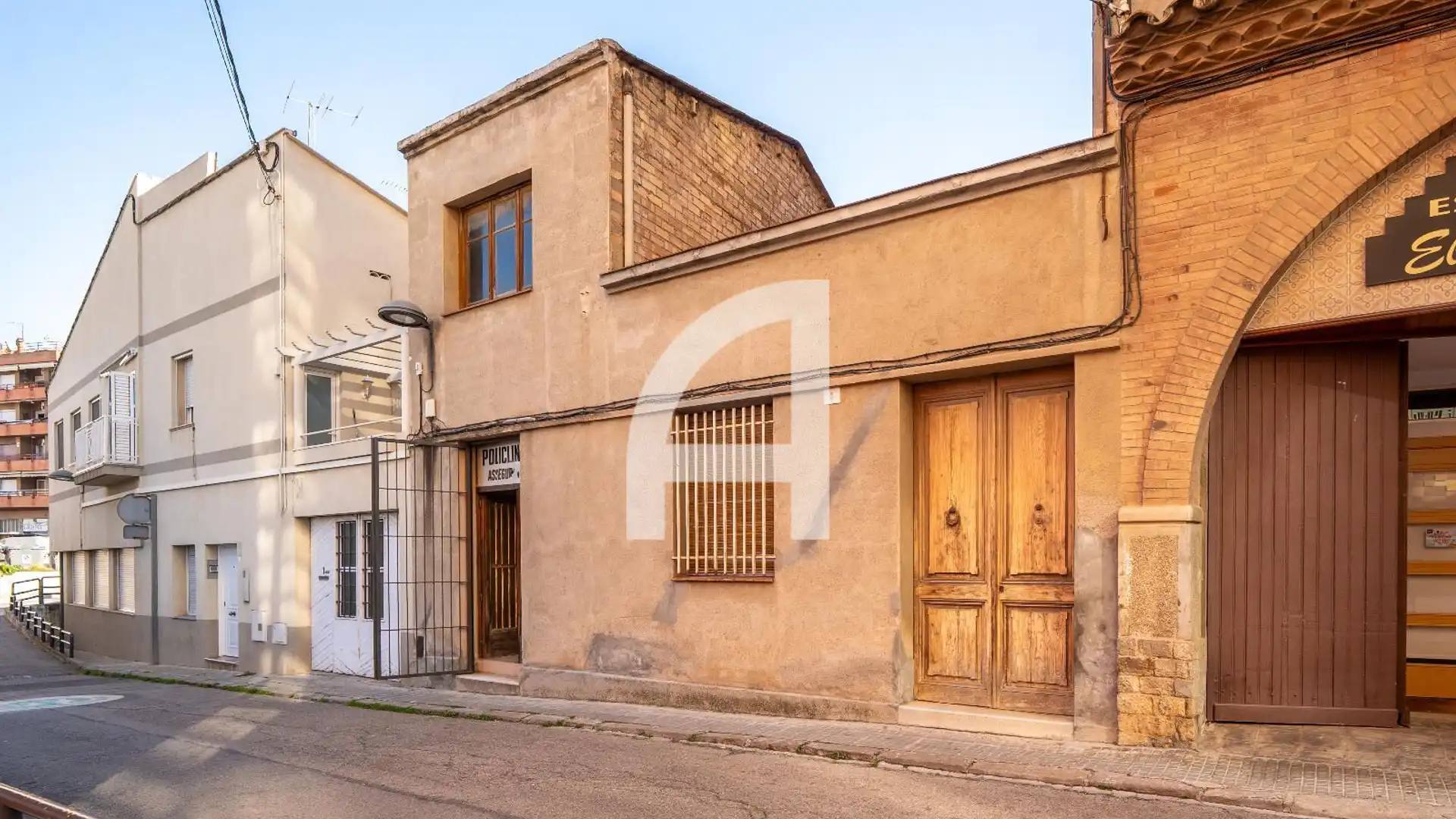 Exterior view of Houses for sale in Molins de Rei