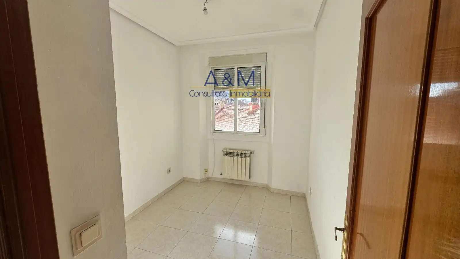 Bedroom of Attic for sale in Valladolid  with Heating, Terrace and Oven