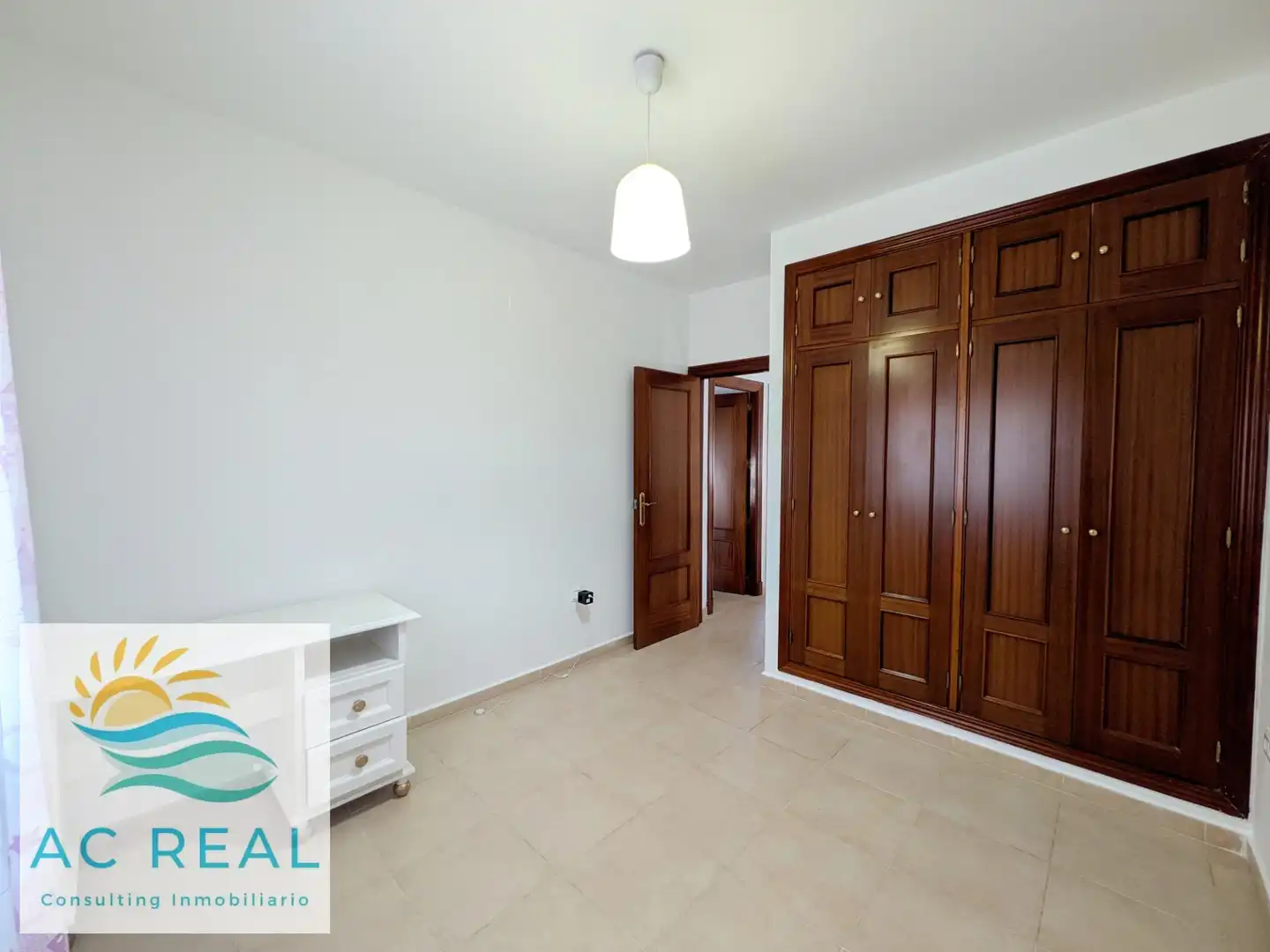 Habitación de Casa adosada en venta en Ayamonte con Aire acondicionado, Jardín privado y Terraza