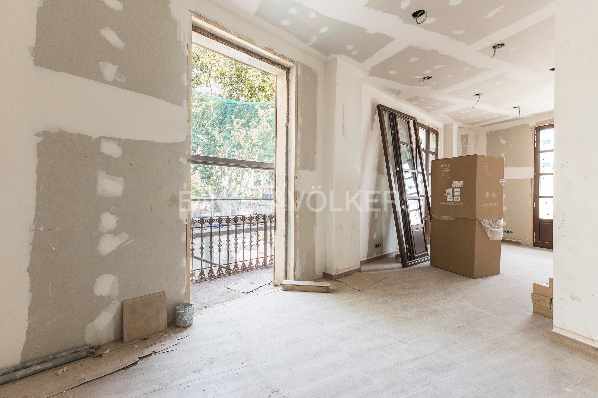 Apartment for sale in  Barcelona Capital  with Air Conditioner, Heating and Balcony