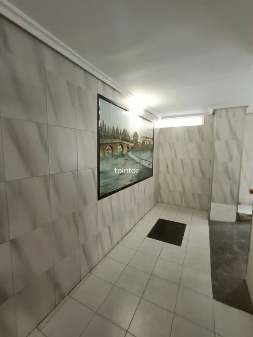 Badezimmer von Wohnung zum Verkauf in Plasencia mit Klimaanlage, Heizung und Parkett