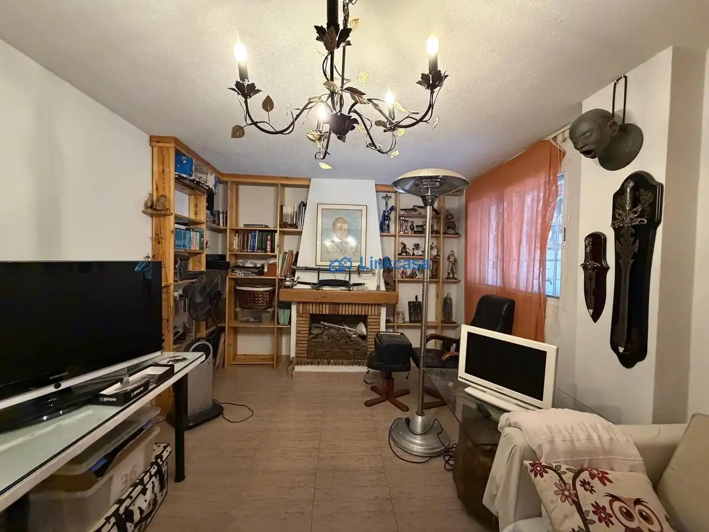 Casa adosada en venta en Velilla de San Antonio con Aire acondicionado, Calefacción y Jardín privado