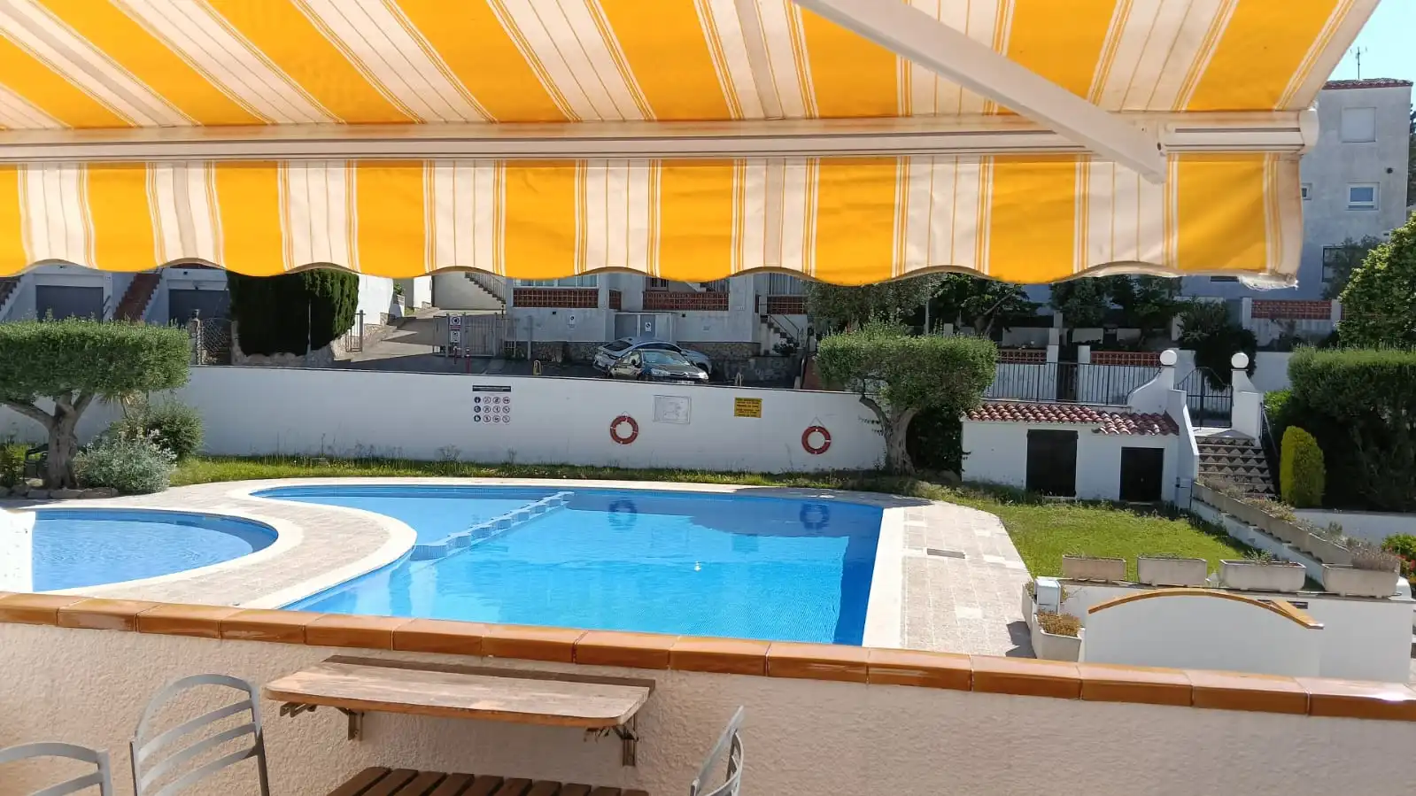 Piscina de Pis en venda en Roses amb Aire condicionat, Calefacció i Terrassa