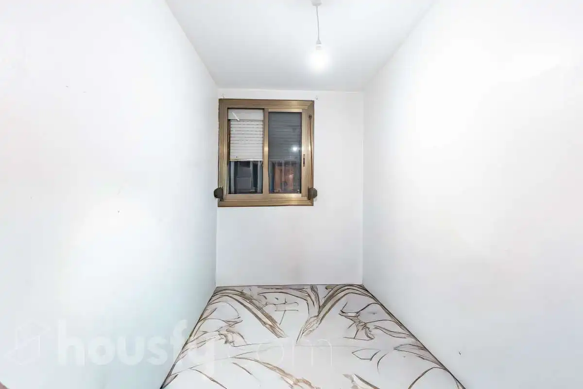 Habitación de Planta baja en venta en Badia del Vallès, Barcelona