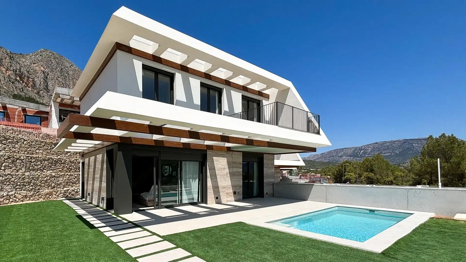 Chalet con piscina en venta en Balcón de Ponoig - Polop Paradis - Polop Hills