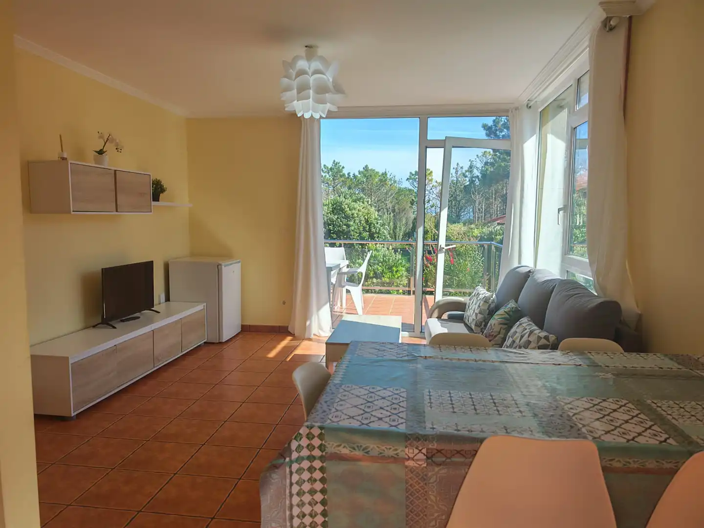 Sala d'estar de Apartament de lloguer en Fisterra amb Terrassa, Moblat i Forn