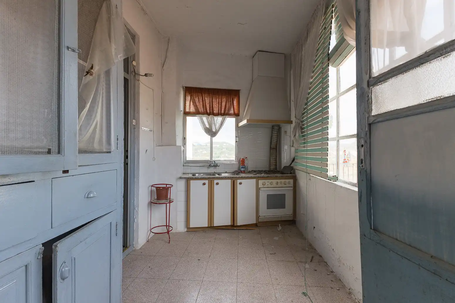 Cuina de Casa o xalet en venda en Segorbe amb Jardí privat, Terrassa i Traster