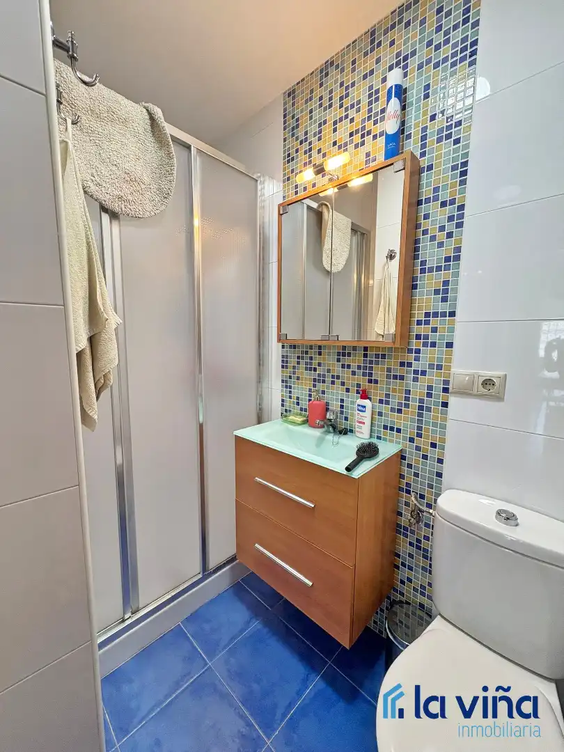Baño de Piso en venta en Humilladero con Terraza y Trastero