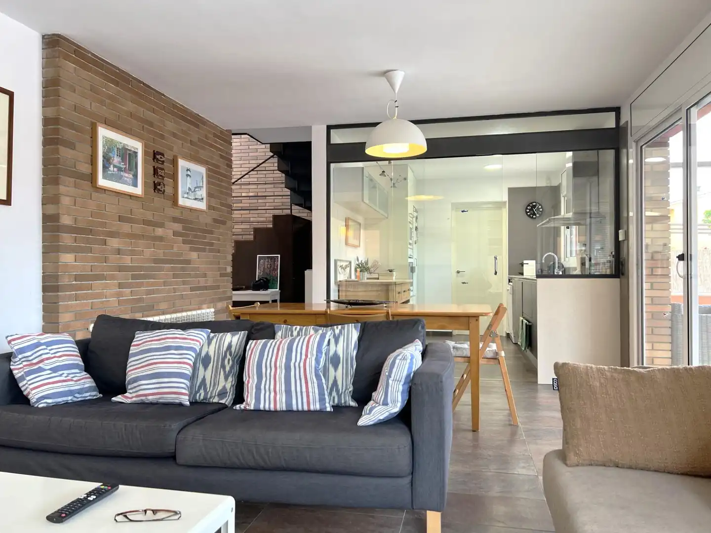 Living room of Houses for sale in Sant Pere Pescador  with Air Conditioner, Heating and Private garden