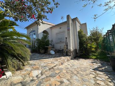 Casa amb jardí en venda a San Fulgencio