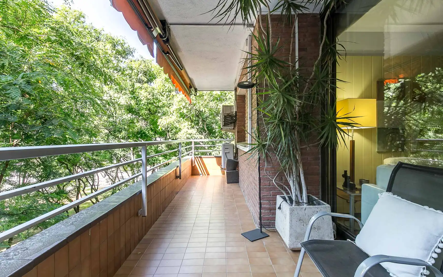 Balcony of Flat for rent in Barcelona  with Air Conditioner, Heating and Terrace