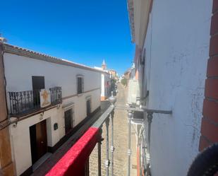 Vista exterior de Casa o xalet en venda en Paterna del Campo amb Terrassa, Moblat i Forn