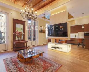 Living room of Flat for sale in  Barcelona Capital  with Air Conditioner, Heating and Terrace