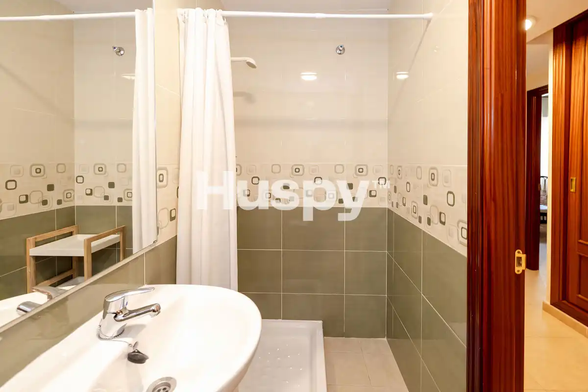 Flat with terrace for sale in Calle Madre Teresa de Calcuta, imagen 15